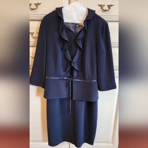 Danny & Nicole Dress Suit, Navy size 12
